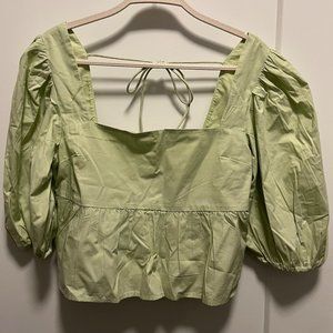 Abercombie women's green cropped shirt